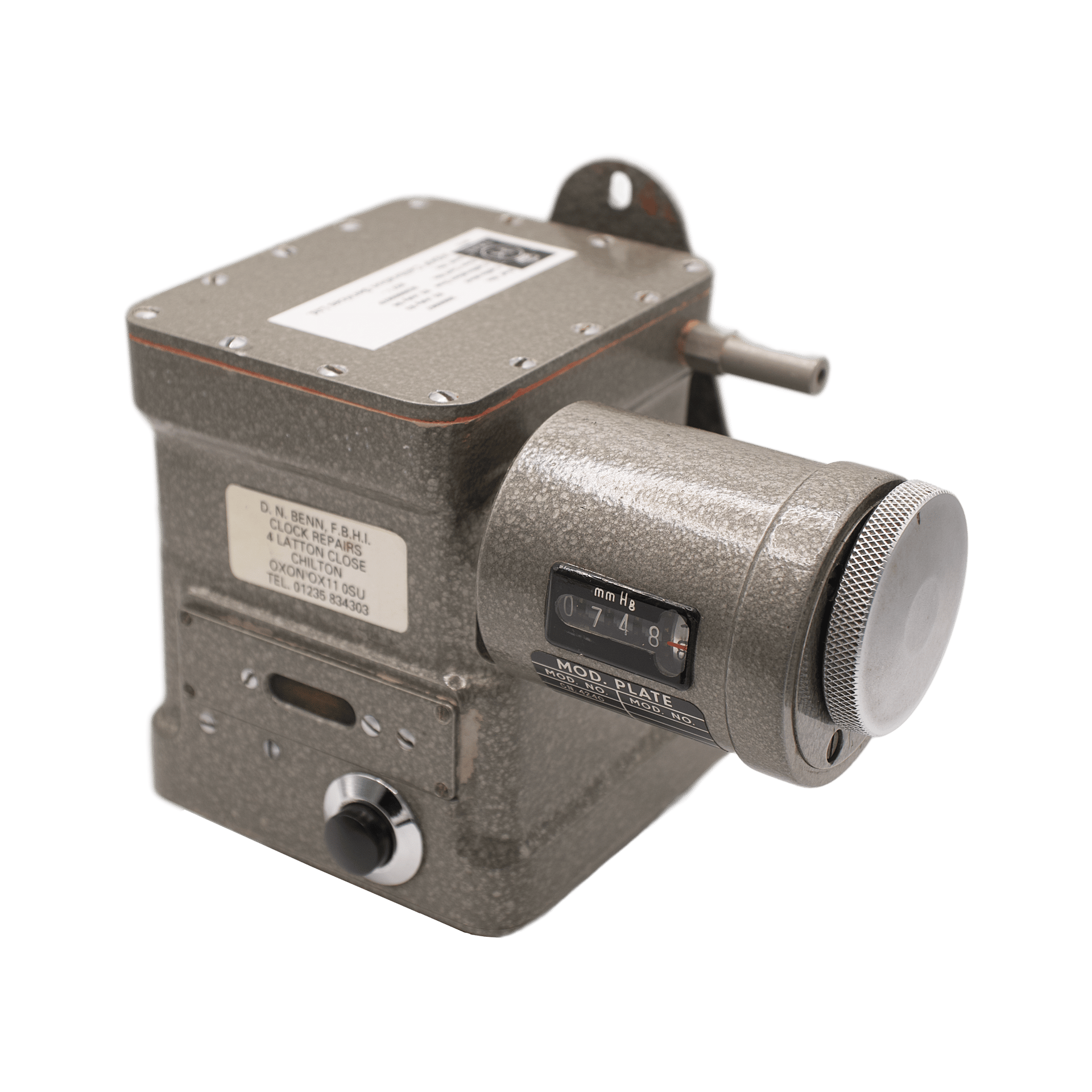 Electro-mechanical precision aneroid barometer