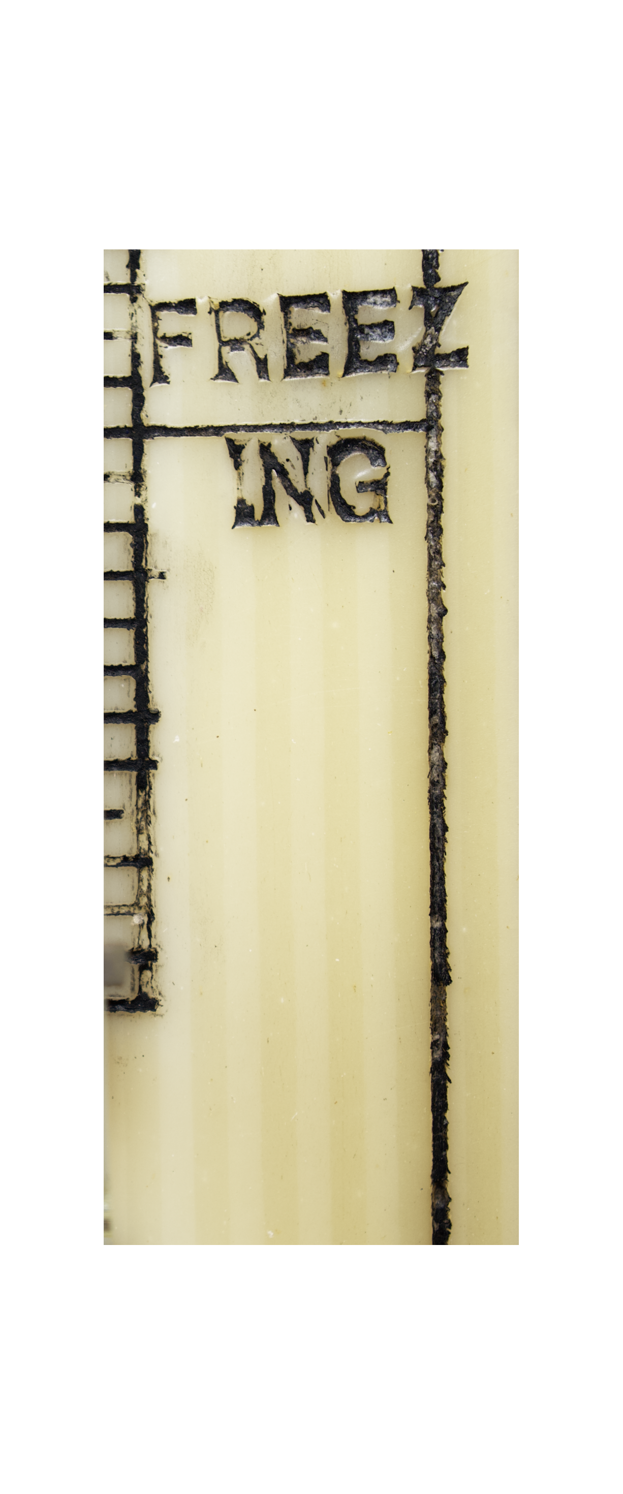 Ebony-cased desk thermometer 