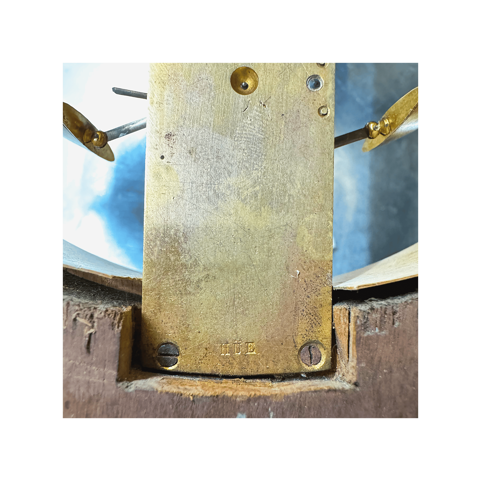 Large Bourdon barometer