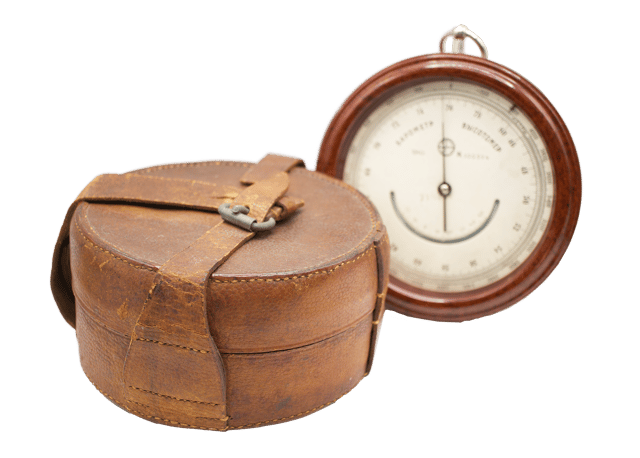 Soviet Bakelite Barometer Altimeter thumbnail 11