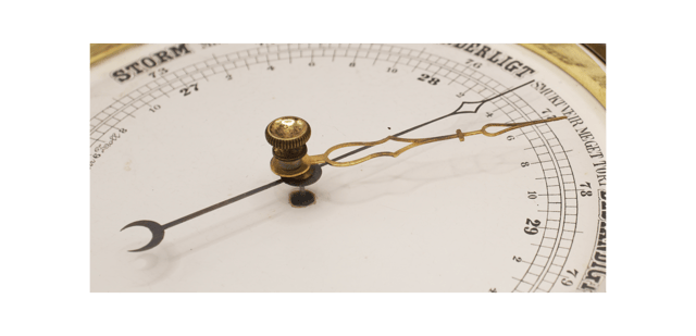 Very early oak case aneroid barometer thumbnail 6