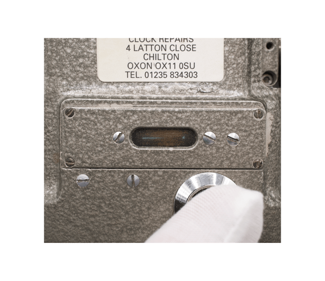 Electro-mechanical precision aneroid barometer thumbnail 6