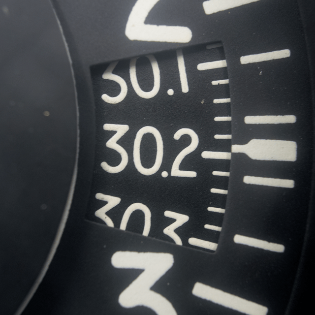 Aviation Altimeter thumbnail 4