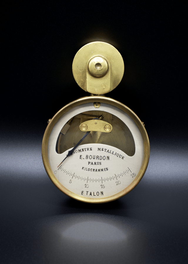 bourdon-manometer-0